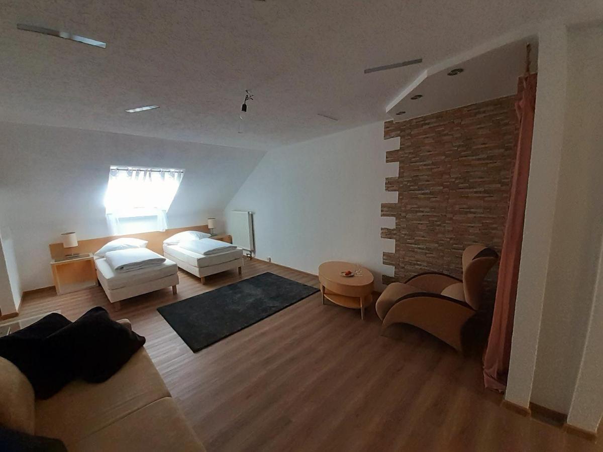 Apartment City Metzingen 罗伊特林根 外观 照片